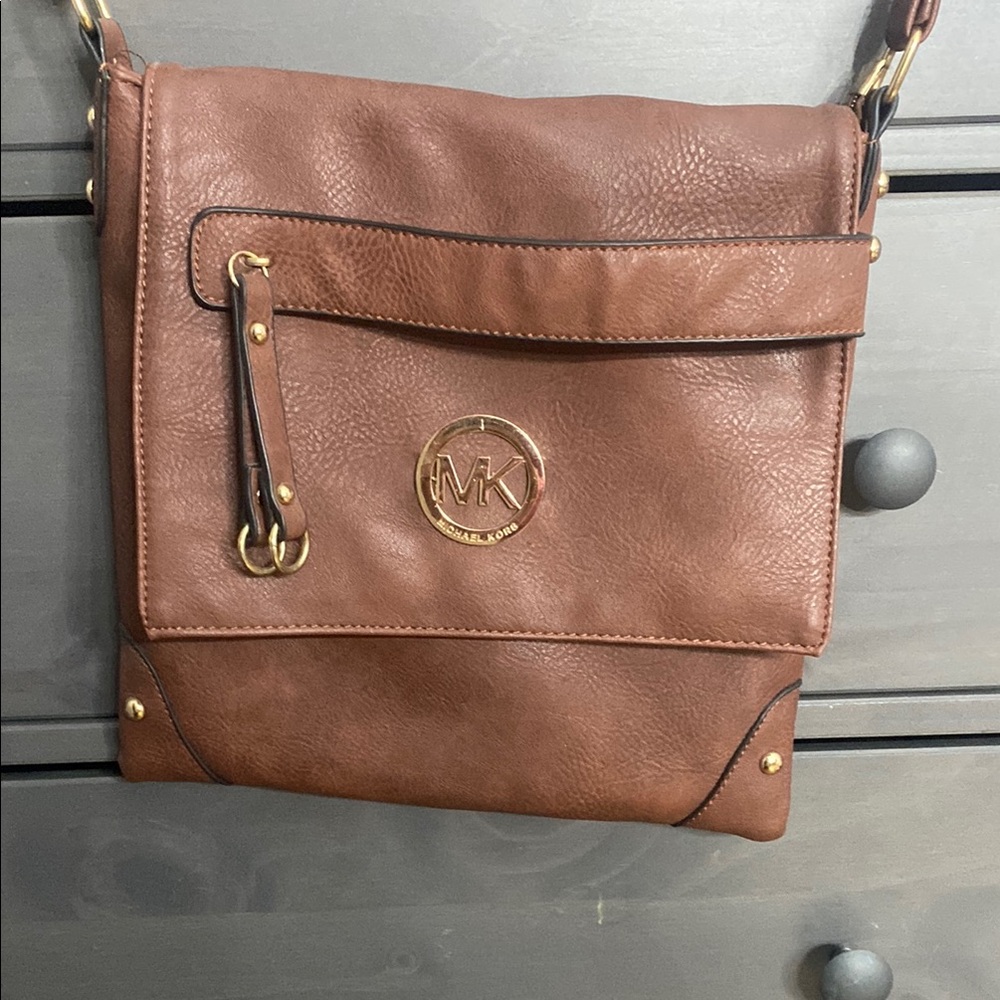 MK Boutique Brown Leather Crossbody Bag with Gold Hardware